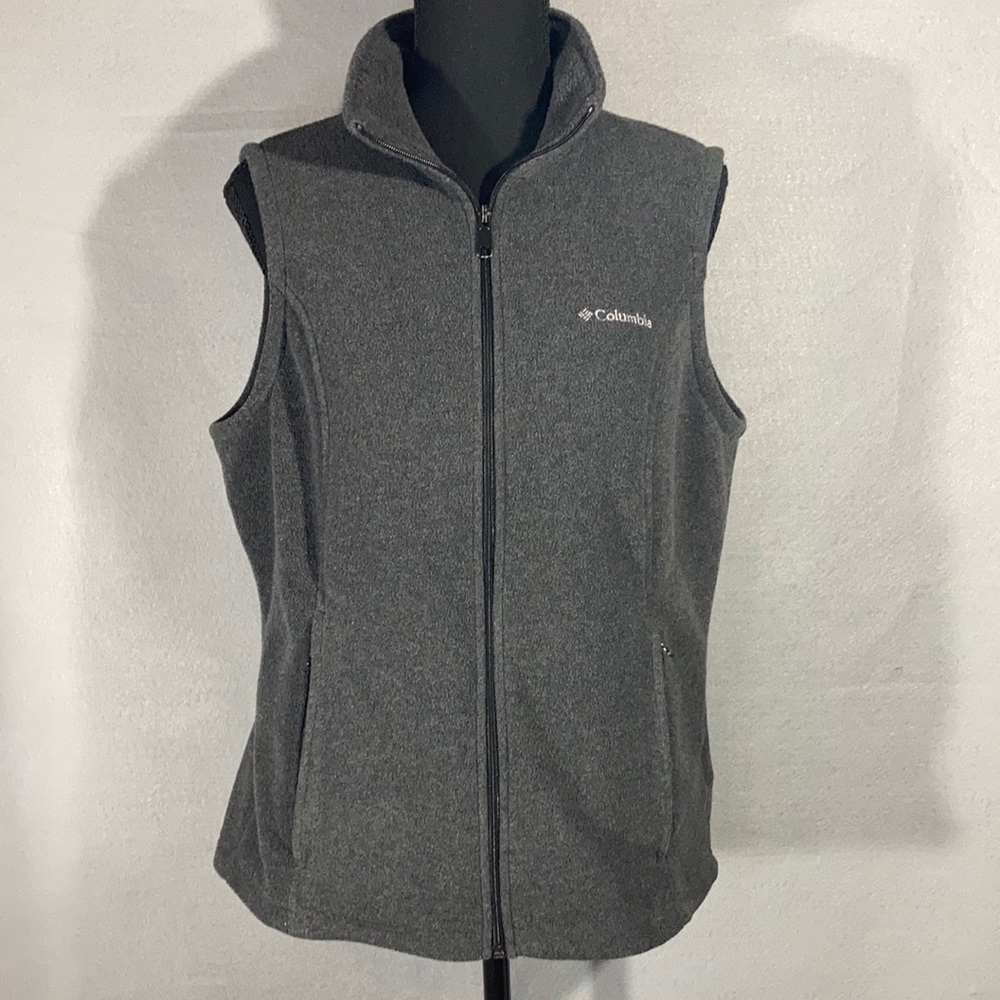 Columbia Gray fleece vest Sz M